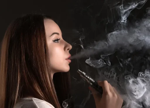 Nueva regulación para los cigarrillos electrónicos