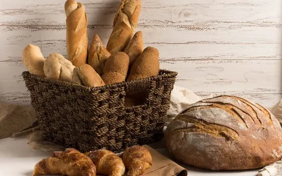 Mitos, creencias y realidades que rodean al pan