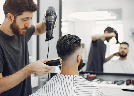 Cómo contratar con éxito empleados para tu peluquería