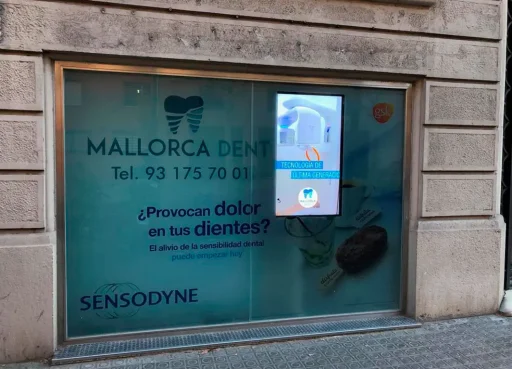 ¿Cómo utilizar las pantallas led de publicidad en una clínica dental?
