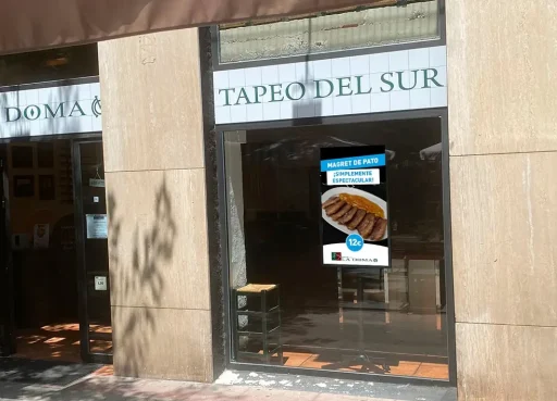 Qué Pantalla Led Escaparate Elegir para un Bar o Restaurante