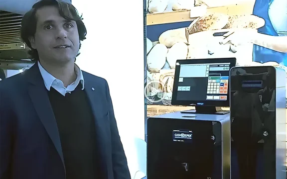 Alfa: el nuevo billetero de altas prestaciones de Cashkeeper
