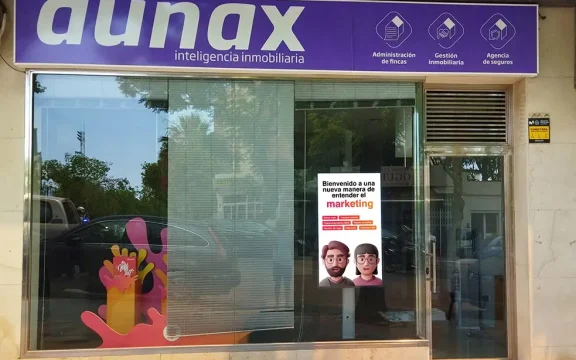 Las pantallas de escaparate pueden llegar a aumentar más de un 20% tu facturación