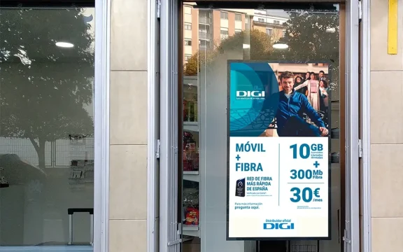 Consejos para seleccionar la cartelería digital más adecuada para tu negocio