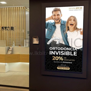 pantalla escaparate clinica dental badalona
