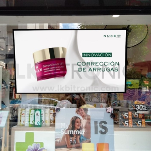 pantalla escaparate farmacia vizcaya