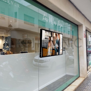 pantalla escaparate inmobiliaria a coruna