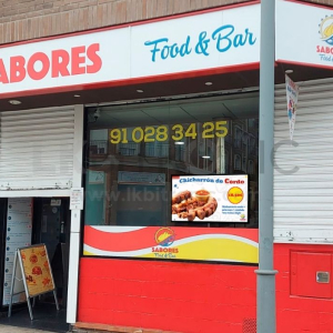 pantalla escaparate restaurante fast food las rozas