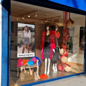 pantalla escaparate tiendaropa albacete